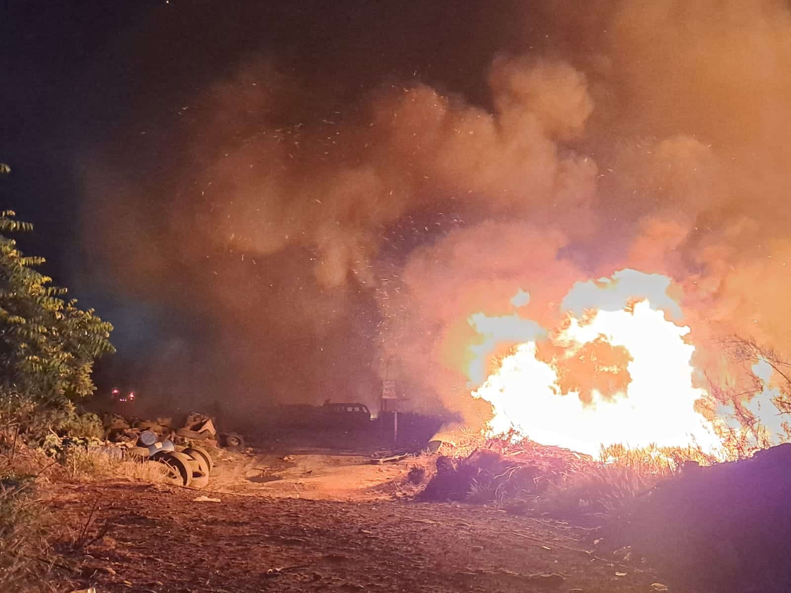 Incendio en el Basurón Piggy back