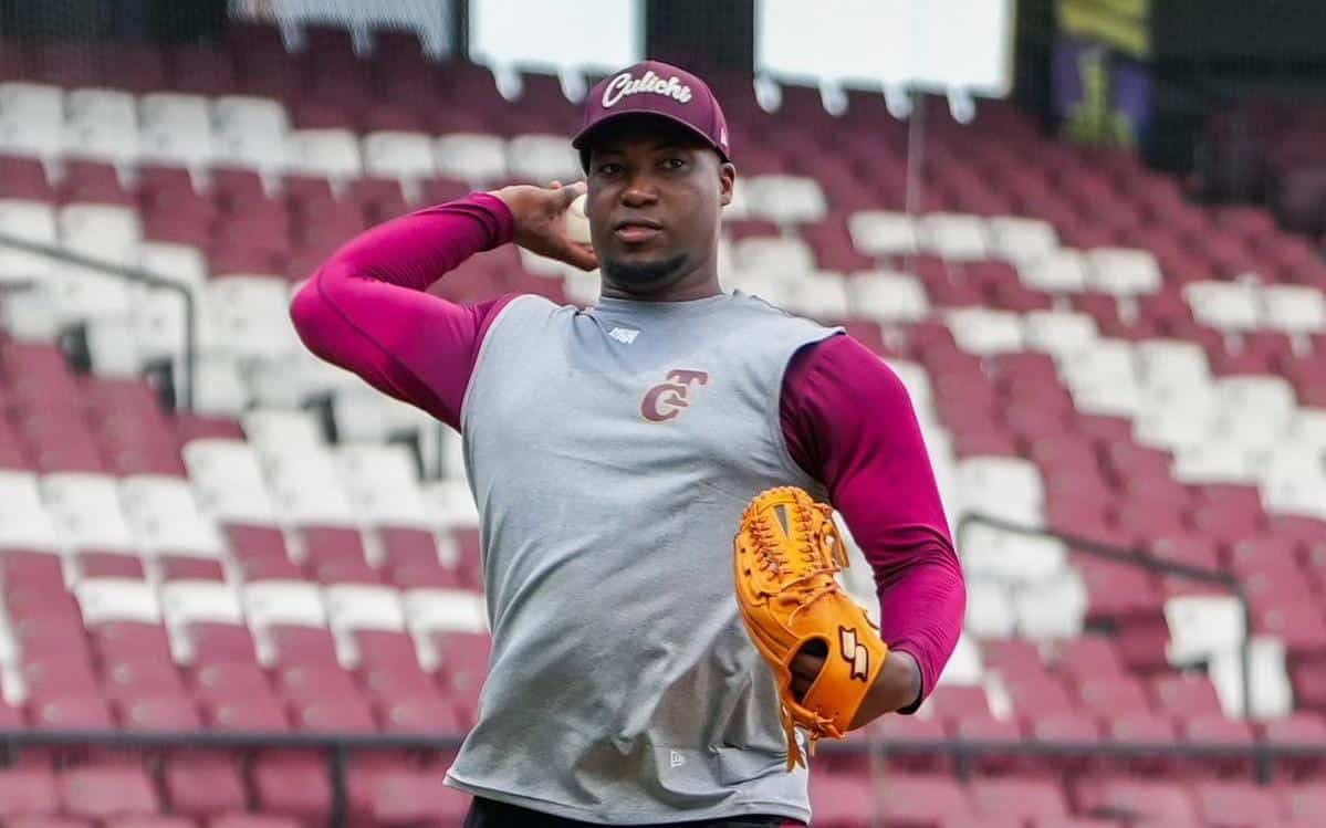 Serpentinero cubano de Tomateros de Culiacán, Luis Miguel Romero