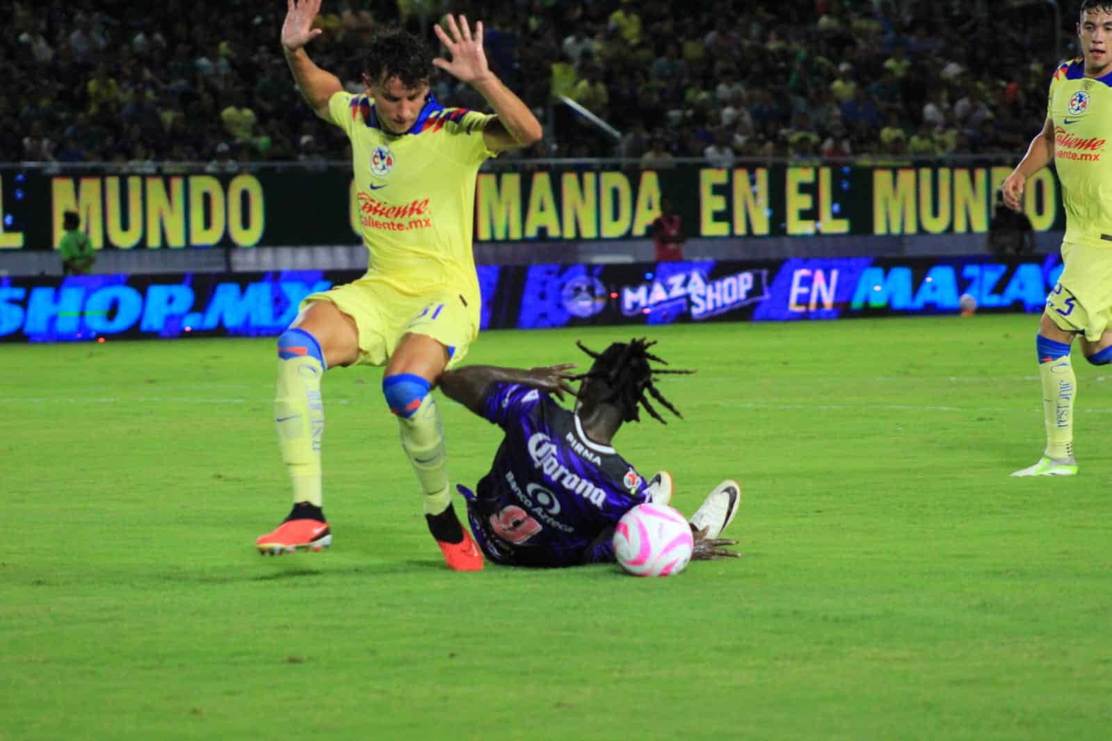 ¡Líder absoluto! América vence con voltereta al Mazatlán FC en el Kraken Fotos Jenifer Flores