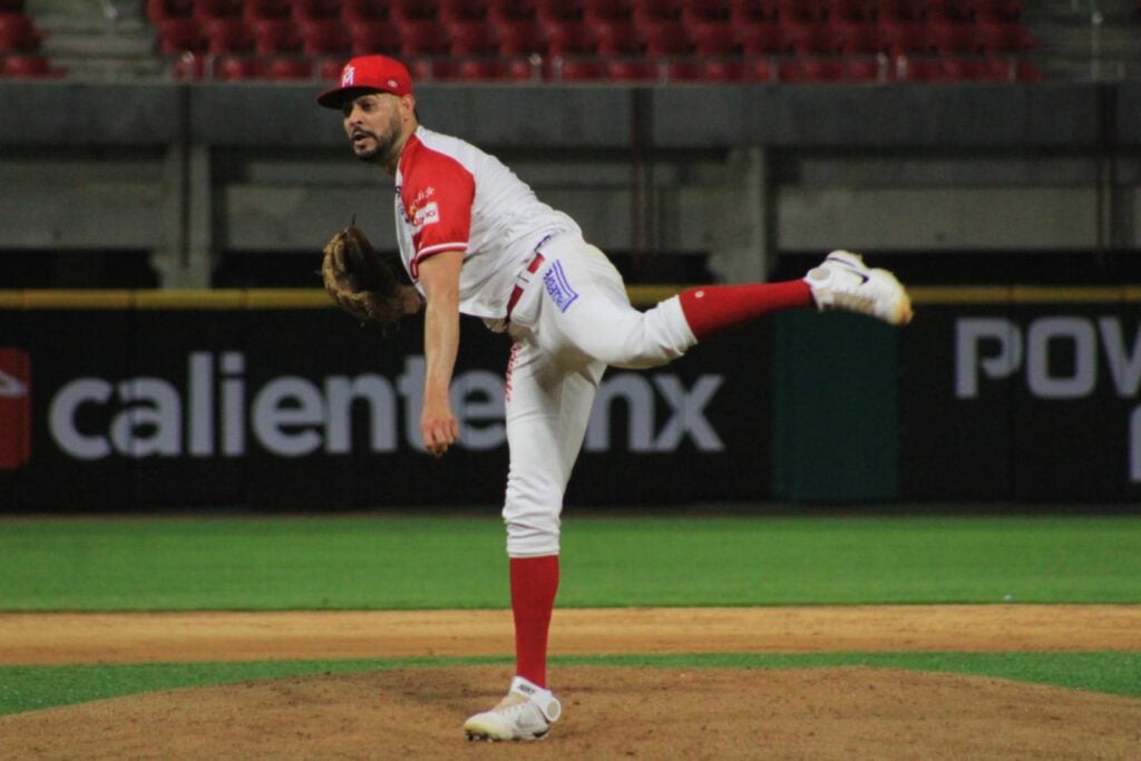 Venados silencia a la ofensiva cañera a la “hora cero” y asegura serie en el puerto