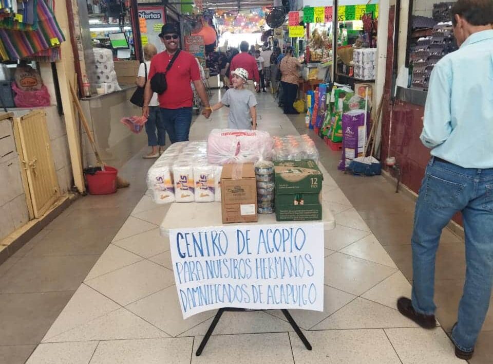 Comerciantes de Mazatlán y locatarios del Mercado Pino Suarez abren centros de acopios para apoyar al estado de Guerrero