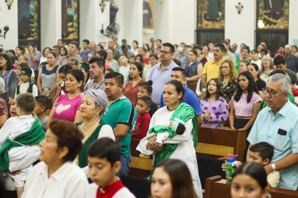 Devotos festejan el día de San Judas Tadeo, En Los Mochis / Fotos Emmanuel Casas