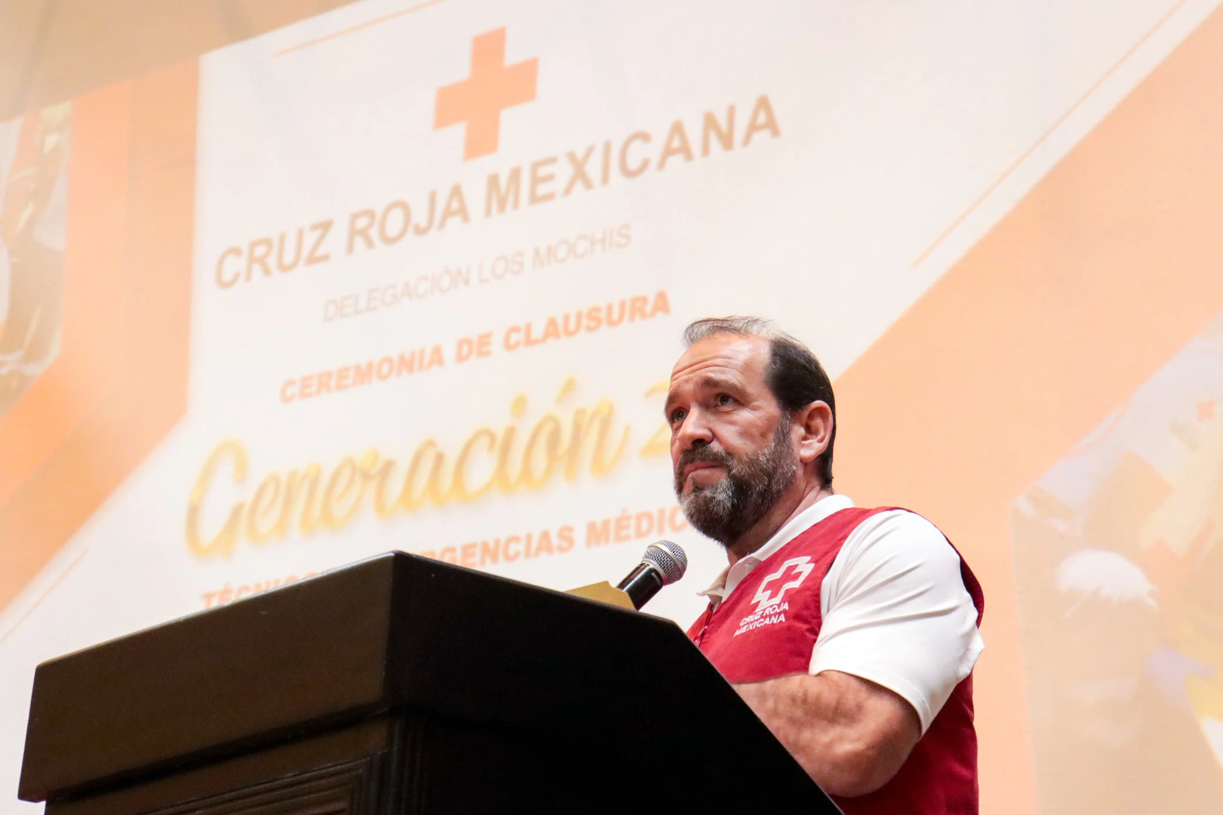 El delegado Estatal de Cruz Roja en Sinaloa, Carlos Bloch Artola