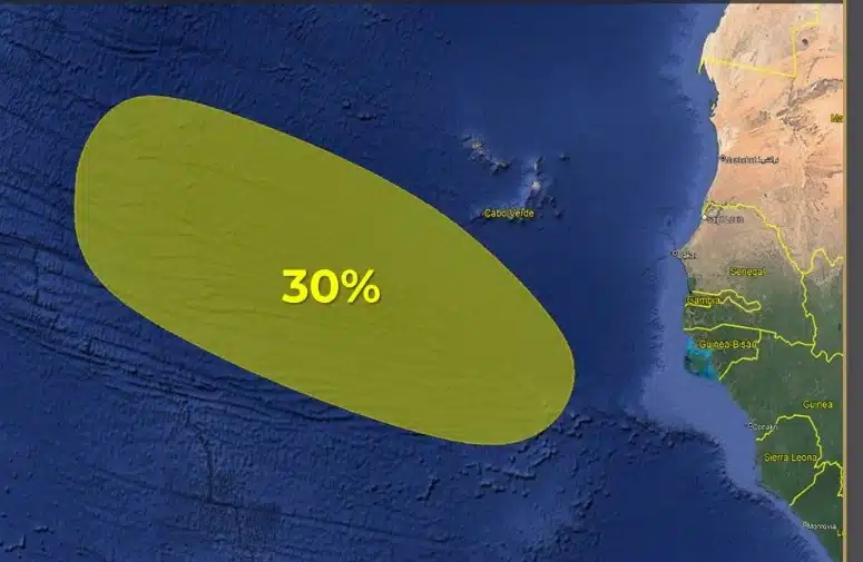 Zona de baja presión al 30% en el Atlántico