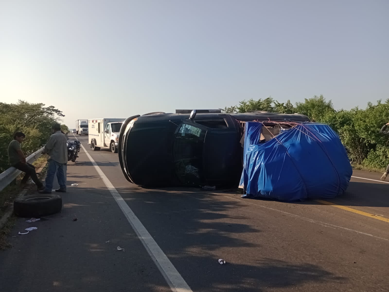 Volcadura de camioneta