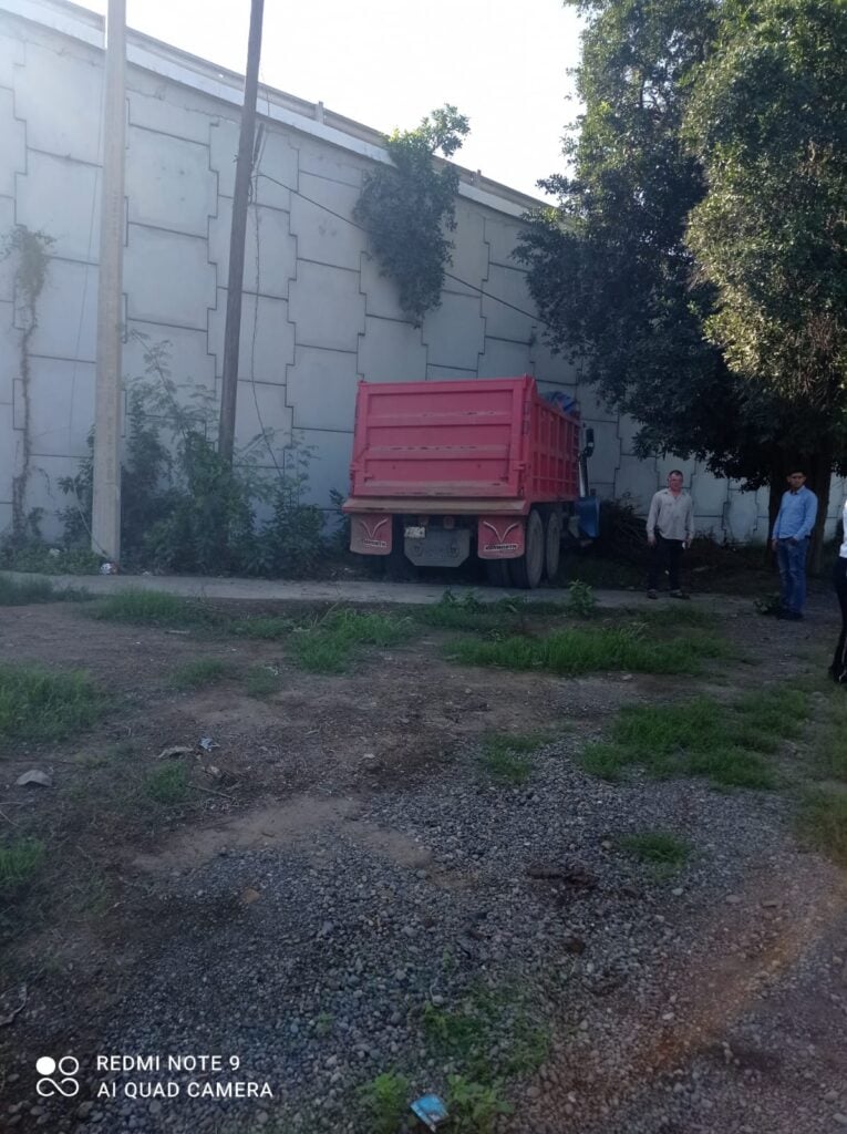 Bache ocasiona accidente a conductor por la México 15 