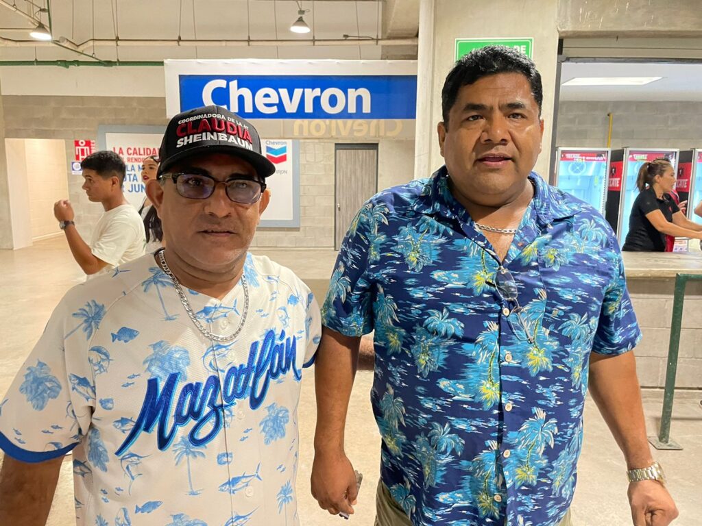 Aficionados de Venados de Mazatlán en el estadio Teodoro Mariscal