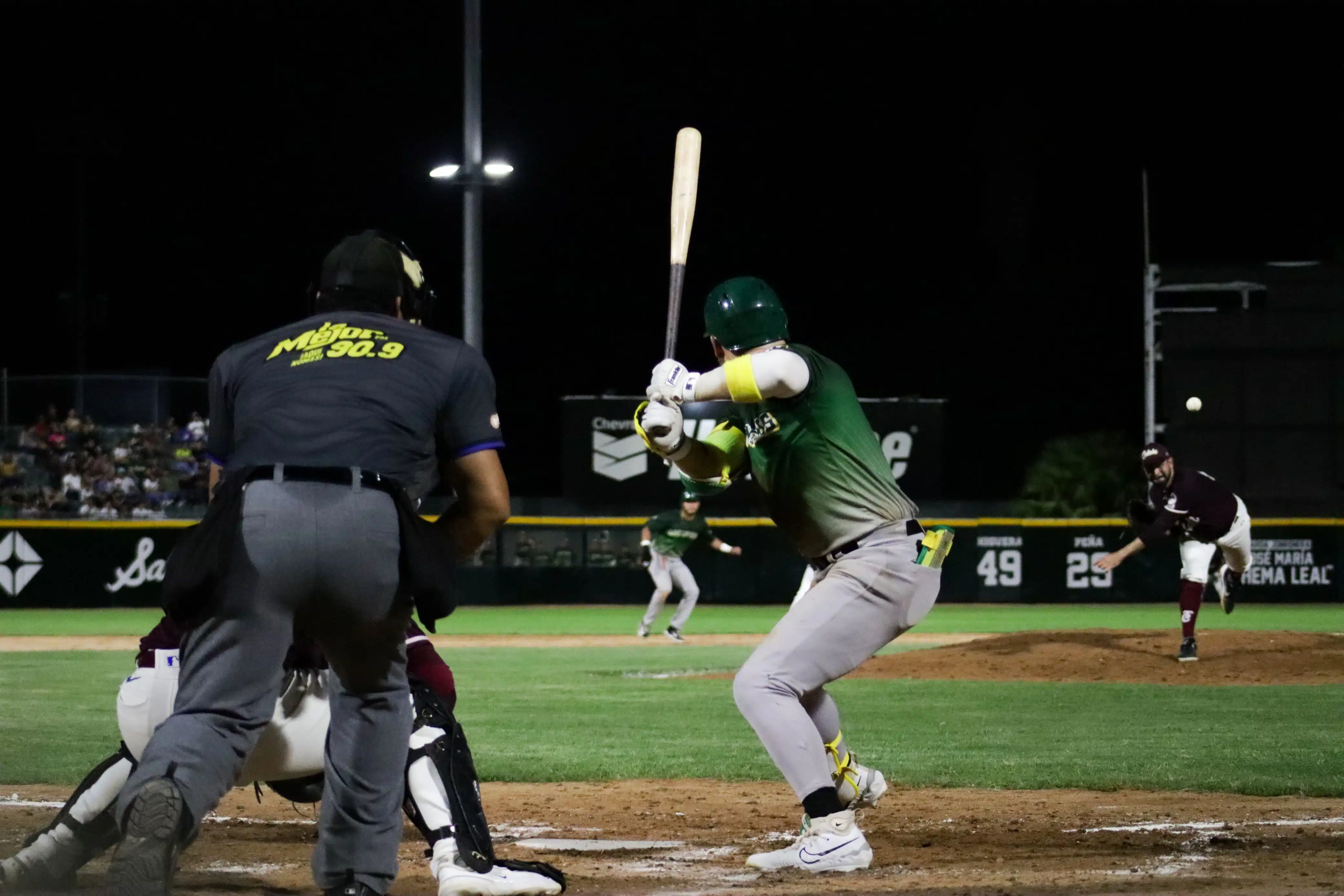 Cañeros de Los Mochis vs Tomateros de Culiacán en el Chevron Park por el Cuadrangular del Bienestar 2023