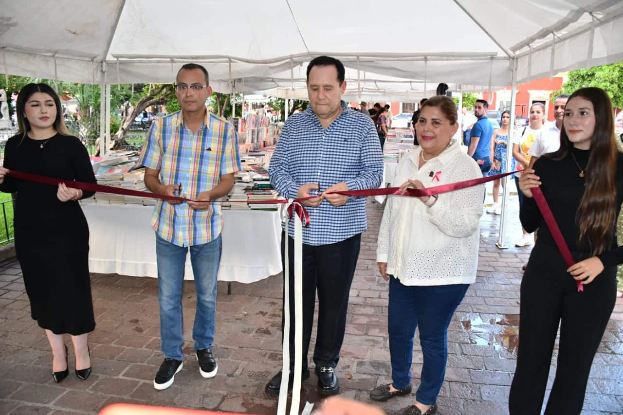 Feria del libro en Mocorito