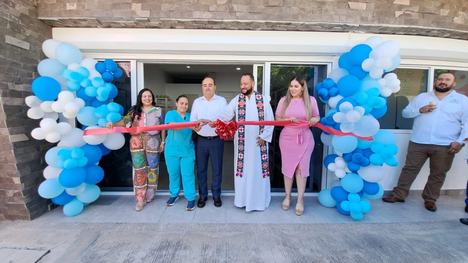 Inauguración de la clínica Inn.tegra por parte de Jahleel, Psicología y Adicciones