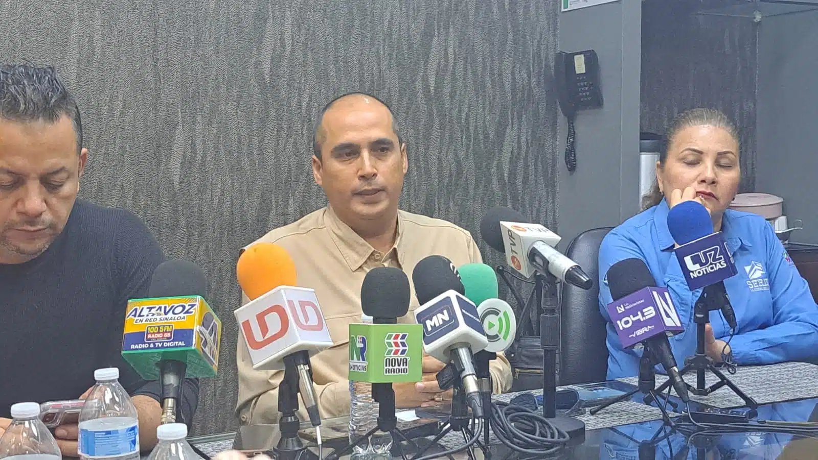 César Enrique Galaviz Lugo en rueda de prensa