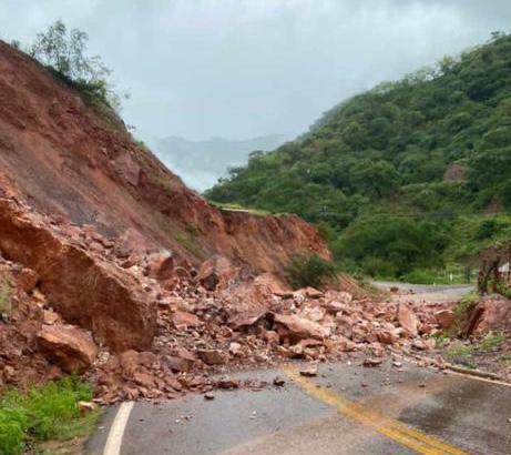 Deslave por paso de la tormenta tropical 