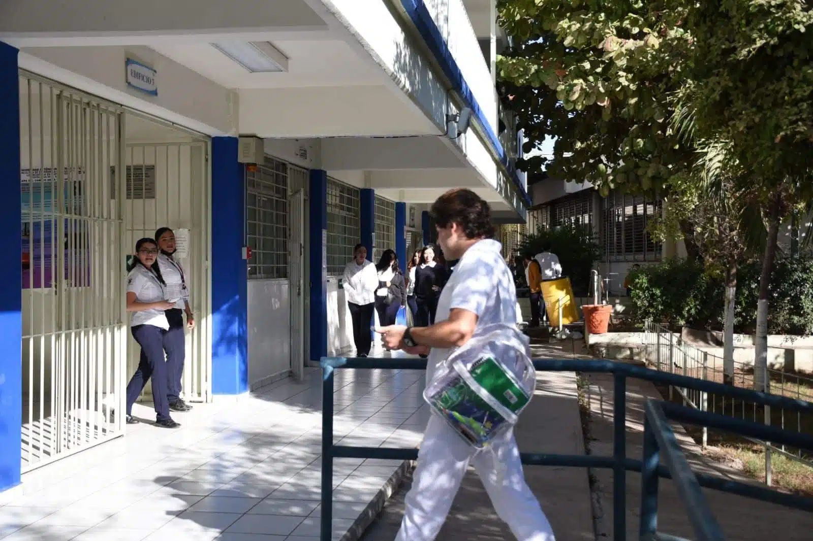Sinaloa reduce al 8 por ciento el abandono escolar en media superior
