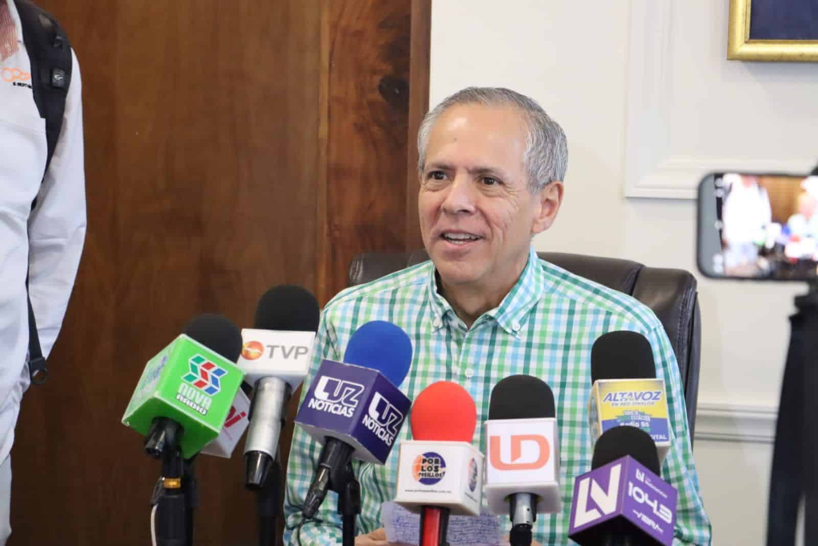 Gerardo Vargas en rueda de prensa