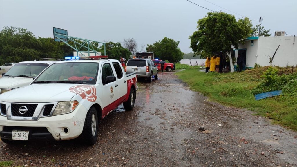 unidad de policia en el sitio del hallazgo