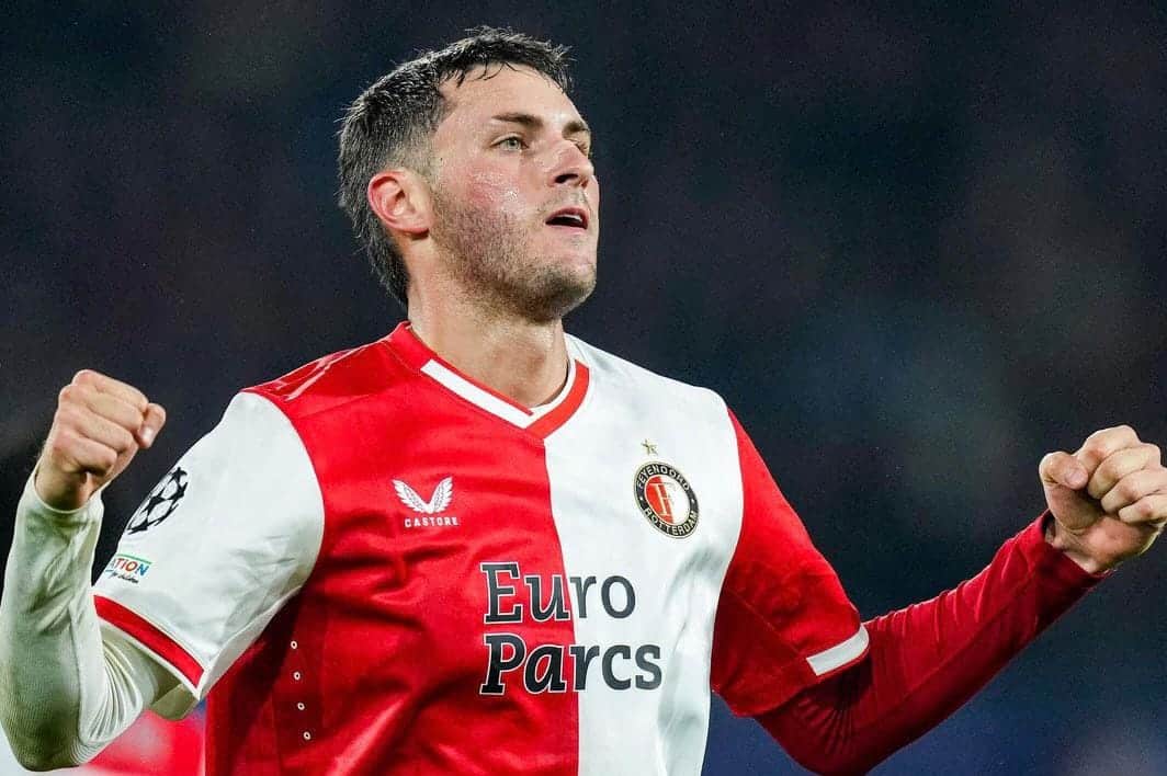 santi gimenez en el Feyenoord