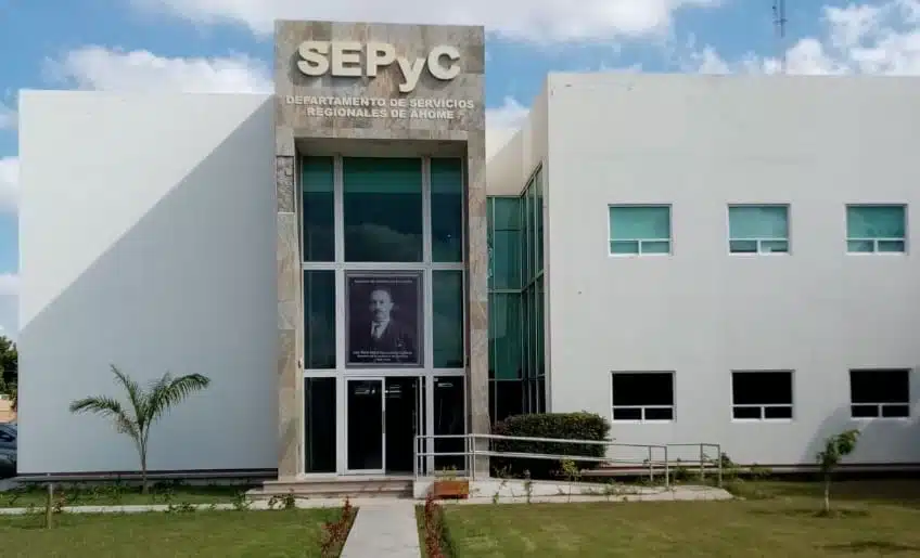 oficinas de Servicios Regionales de la Secretaría de Educación Pública y Cultura -Sepyc- en Ahome