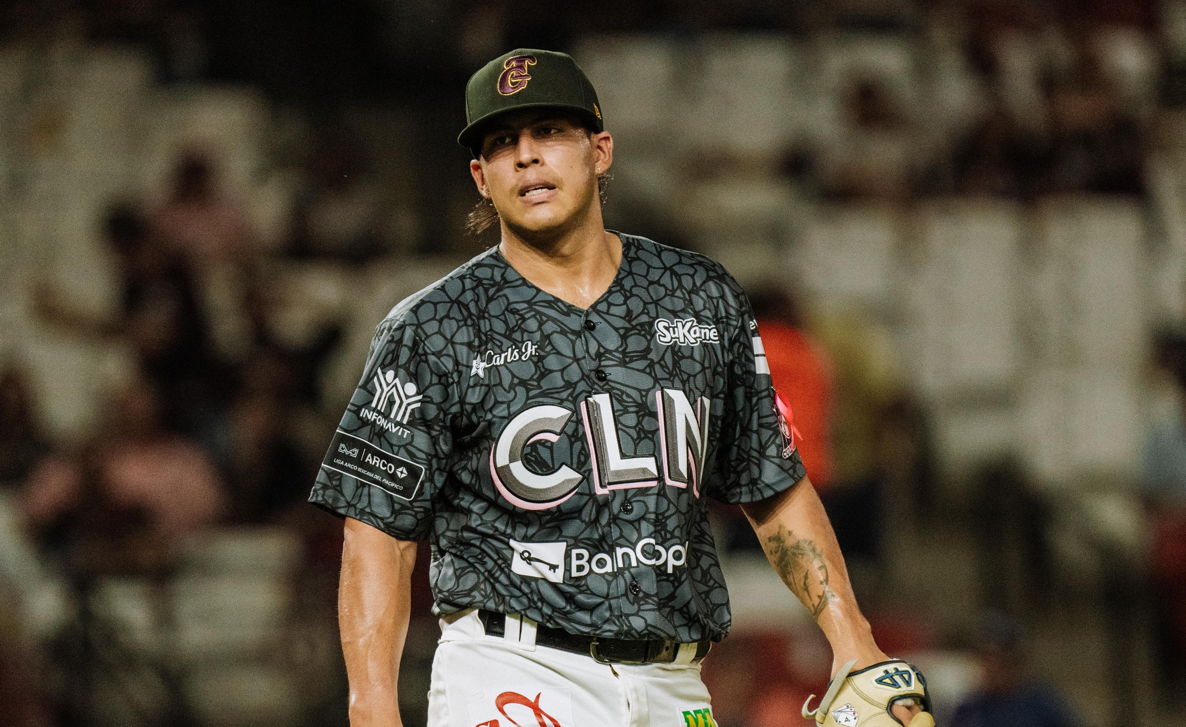 Tomateros lució a la ofensiva y defensiva durante todas las entradas.