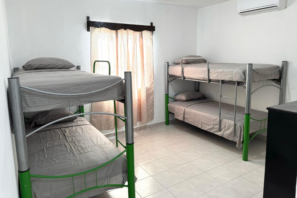 Complejo de dormitorios en el Hospital Integral de Sinaloa de Leyva