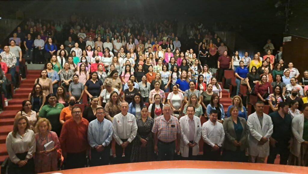 Conferencia gratuita n el teatro José Ángel Espinoza “Ferrusquilla” del IMSS