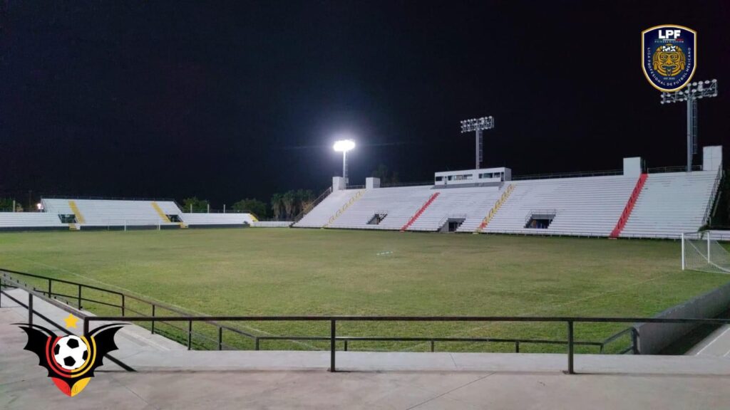 Iluminación en el estadio Centenario