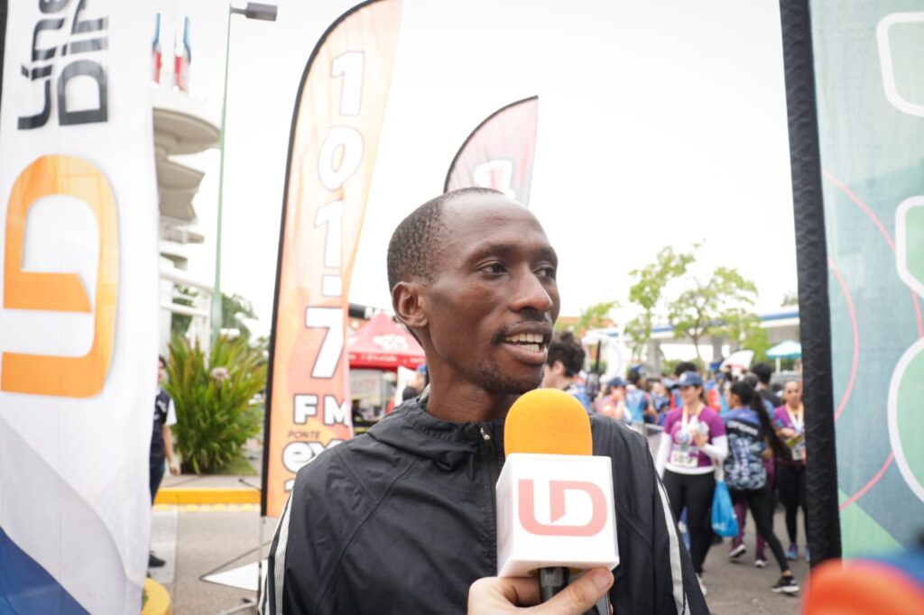 Bonyface Kaplagat Kangogo, ganador de la ruta 10 k varonil