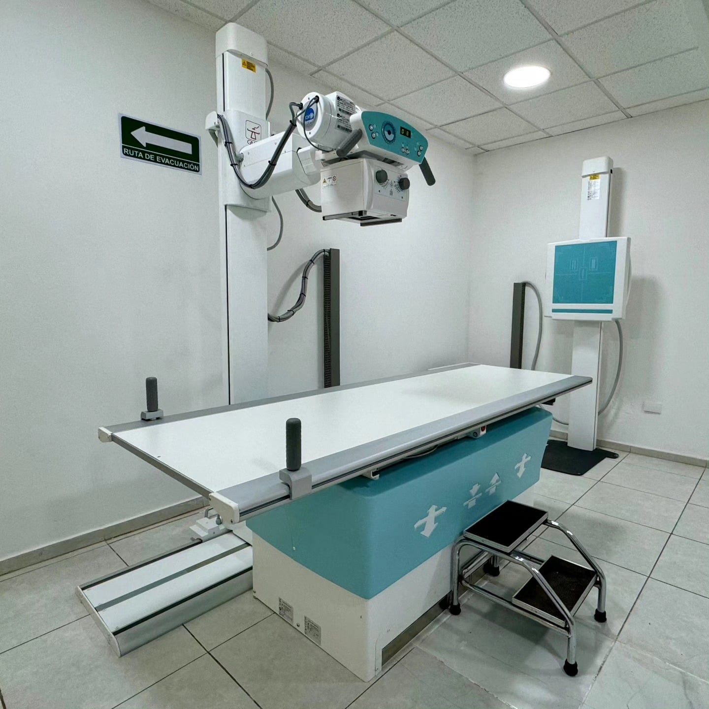 Sala de Rayos X en el Hospital Integral de Navolato