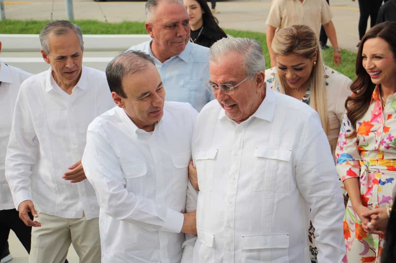 Alfonso Durazo Montaño y Rubén Rocha Moya en la Convención anual de la Asociación de Cruceros Florida-Caribe (FCCA)