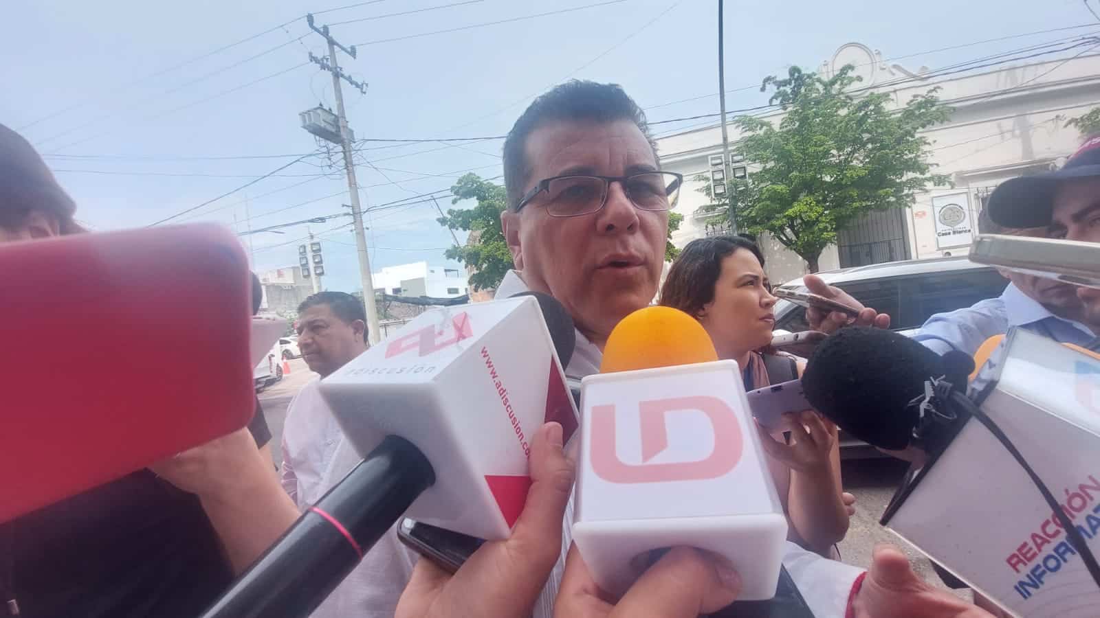 Alcalde de Mazatlán, Edgar Augusto González Zatarain.