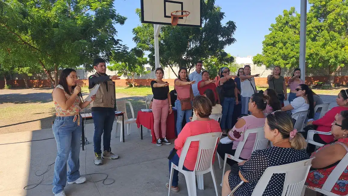 Cerca de 430 planteles del sur de Sinaloa se beneficiarán con el programa La Escuela es Nuestra.