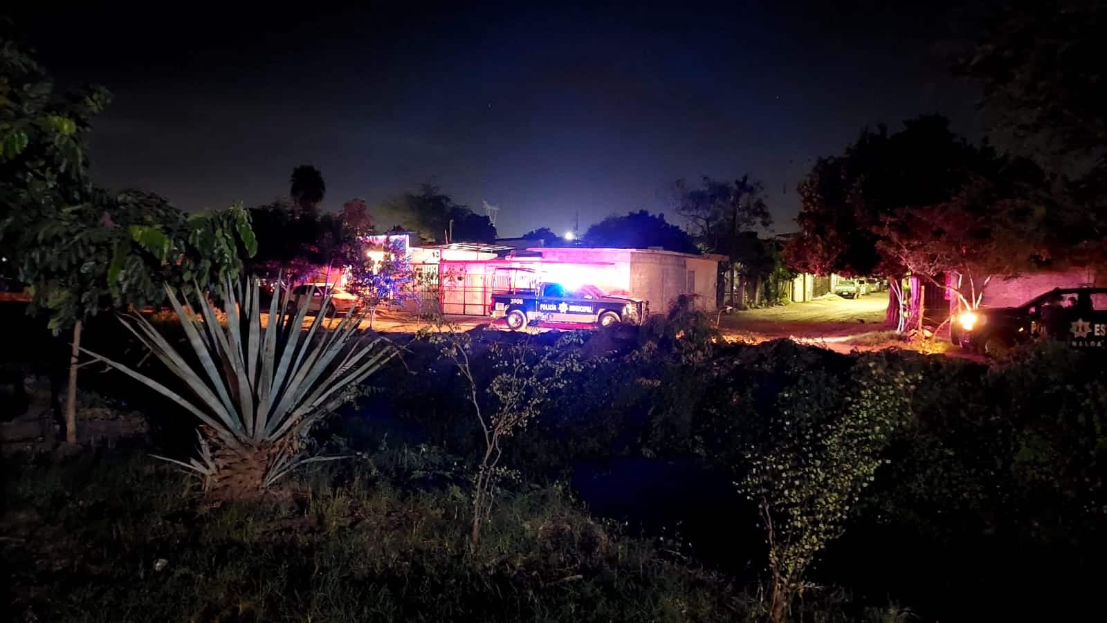 Lugar donde atacaron a balazos a dos hombres en Culiacán
