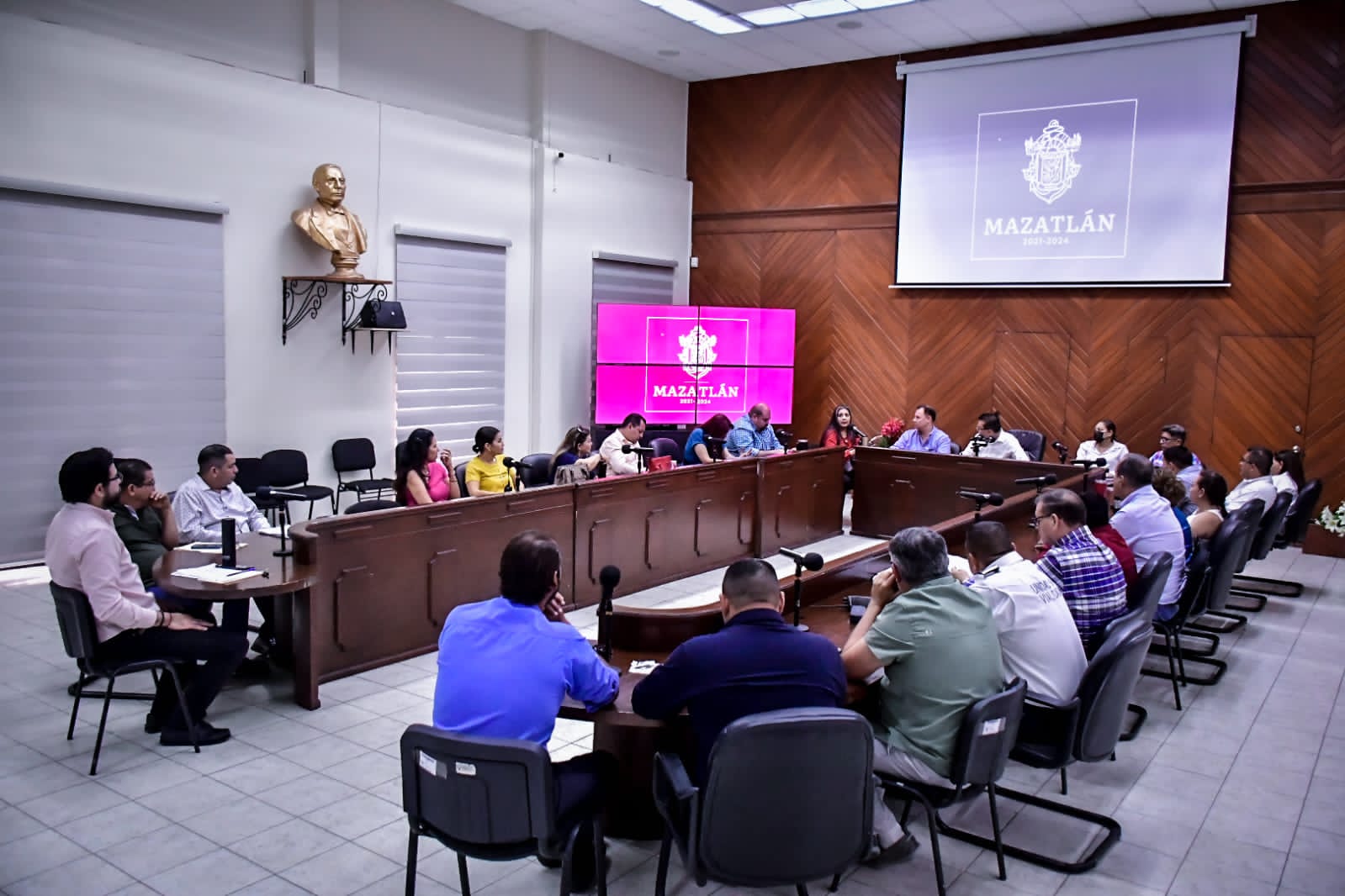 Reunión del gabinete del Ayuntamiento de Mazatlán