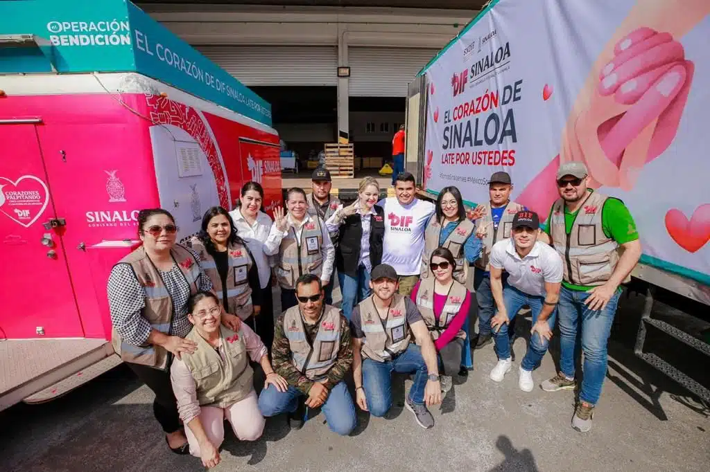 Brigada humanitaria que lleva víveres y apoyos por parte del Gobierno de Sinaloa al puerto de Acapulco, Guerrero