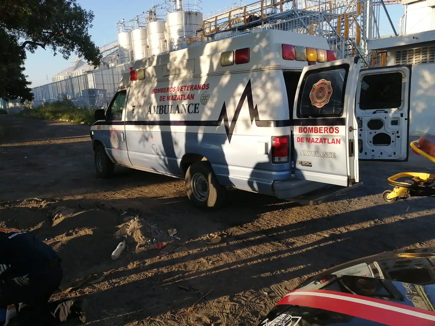 Paramédicos de Bomberos Veteranos Mazatlán