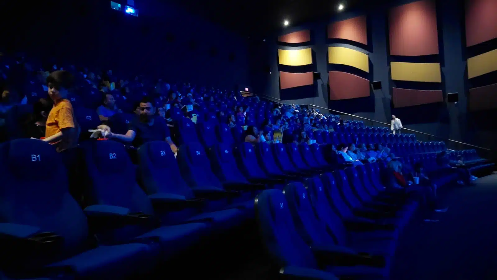DIF realiza la quinta función de Cine azul inclusivo
