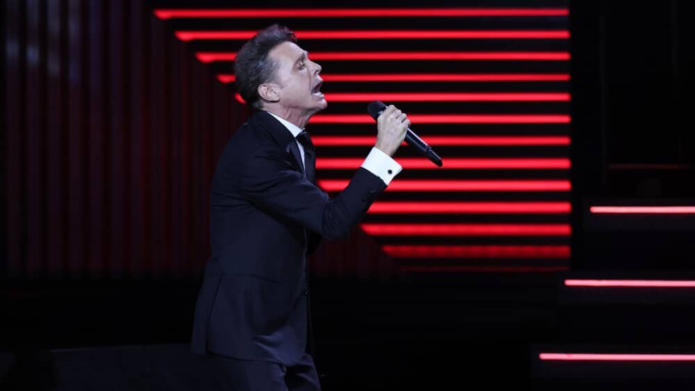 Cancelan el concierto que Luis Miguel daría en León