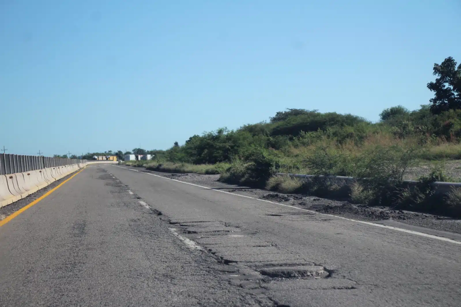 autopista Mazatlán-Durango quedó afectada por el paso del huracán 
