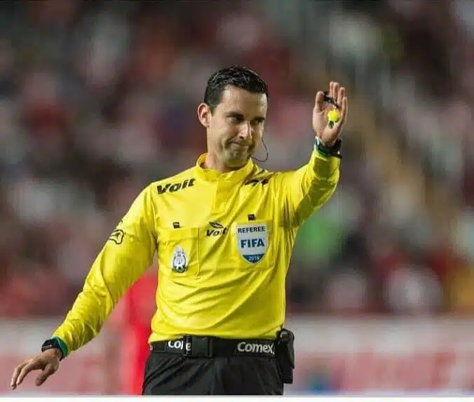 El árbitro sinaloense César Arturo Ramos Palazuelos