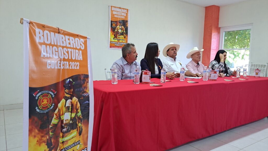 Conferencia de prensa sobre la colecta anual de Bomberos en el municipio de Angostura