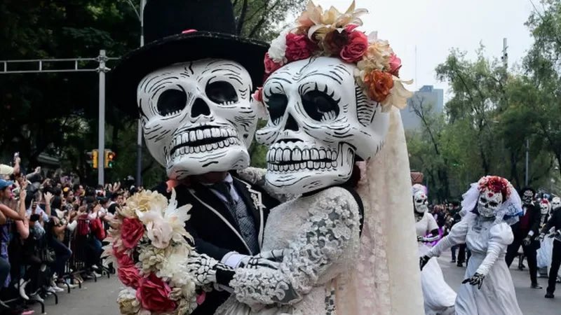 Desfile de muertos CDMX