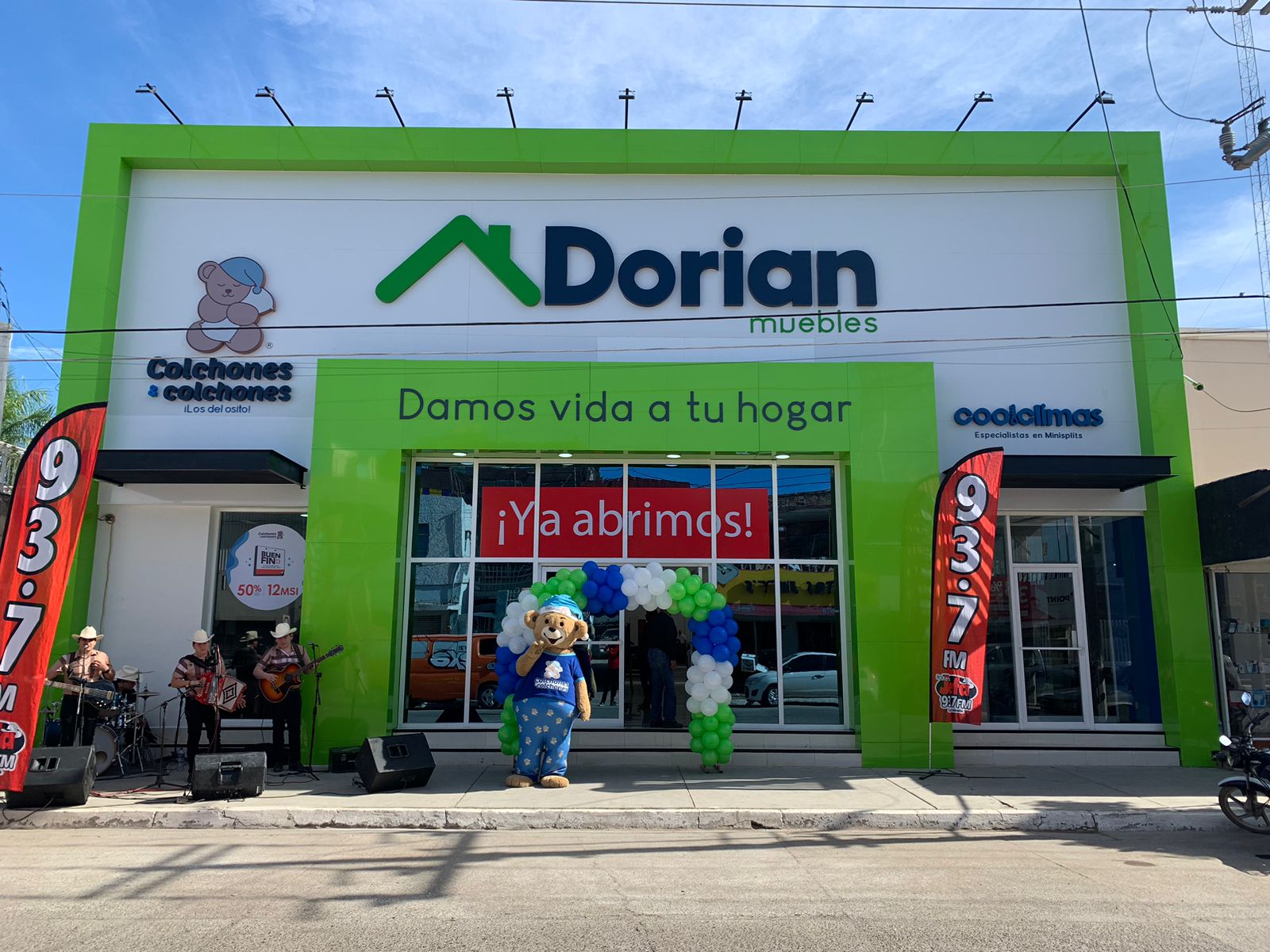 Inauguración de Dorian