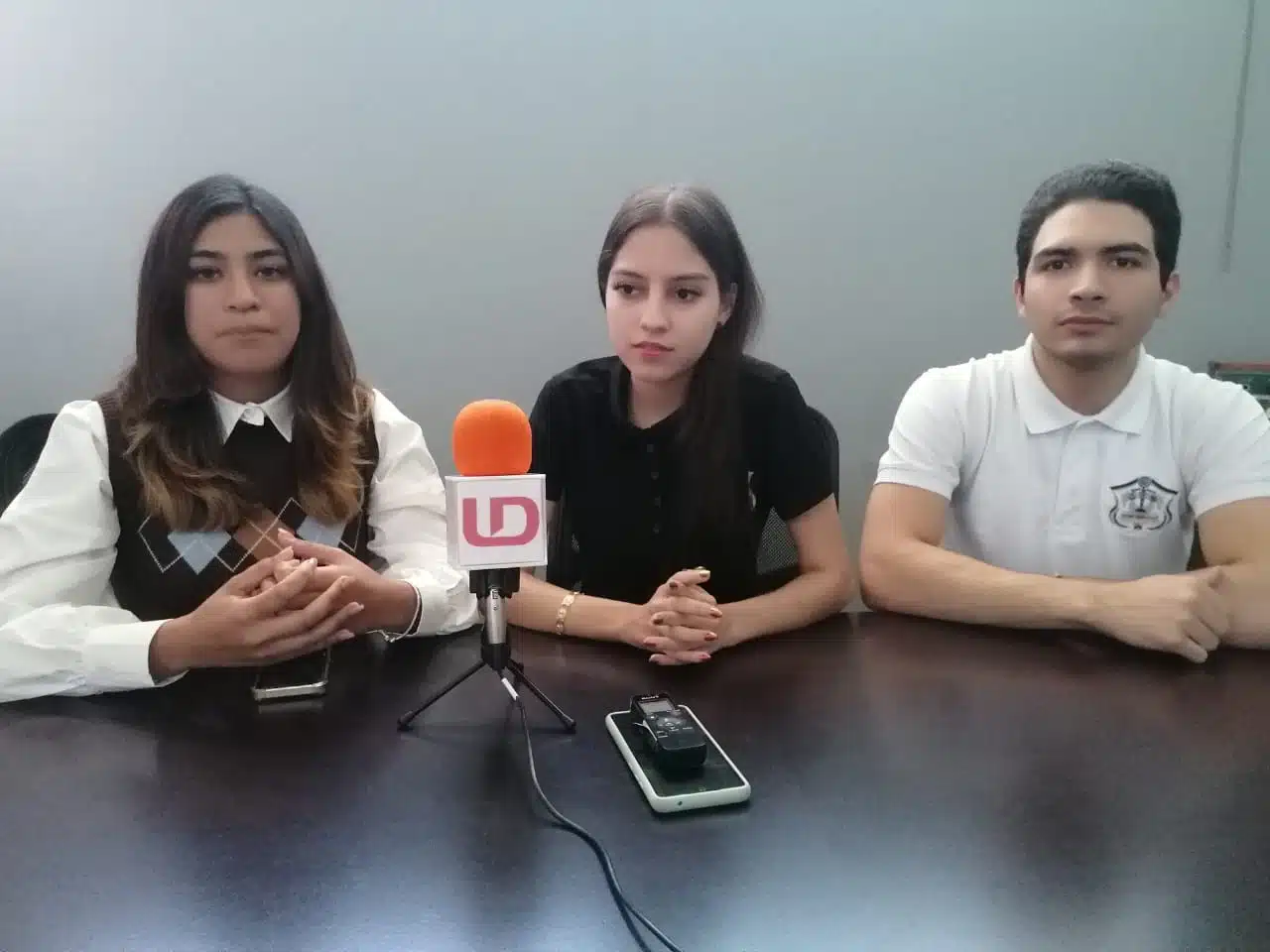 Estudiantes de la Facultad de Criminalística, Criminología y Ciencias Forenses de la UAS