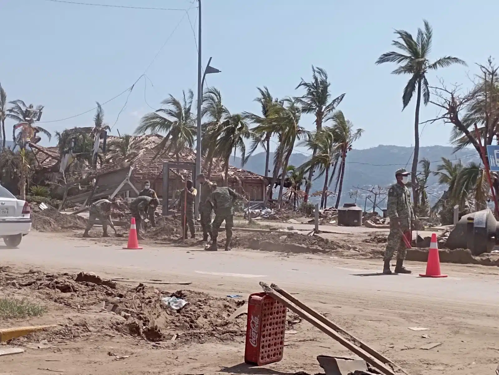 Elementos del Ejército, Fuerza Aérea y Guardia Nacional trabajan en la recuperación de Acapulco