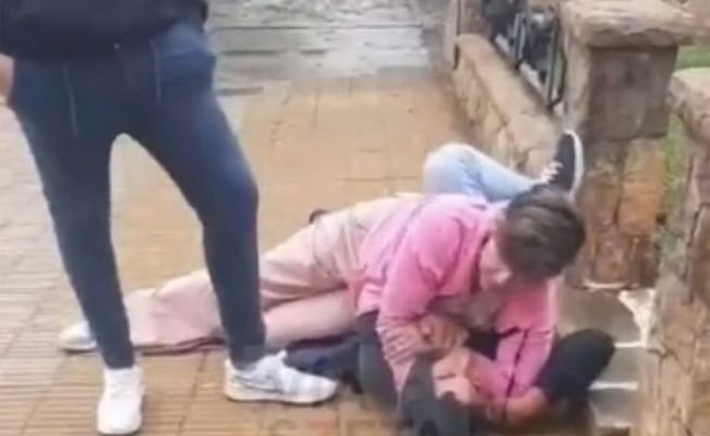 Enfermera somete a un ladrón con una patada karateka