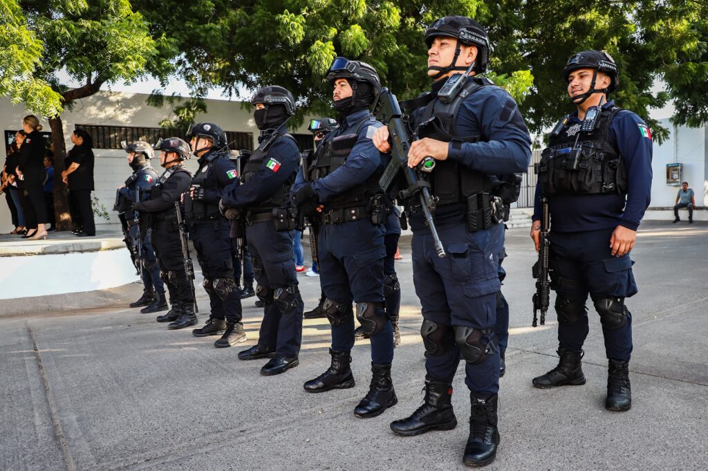 Entrega de gimnasio a la policía municipal de Culiacán