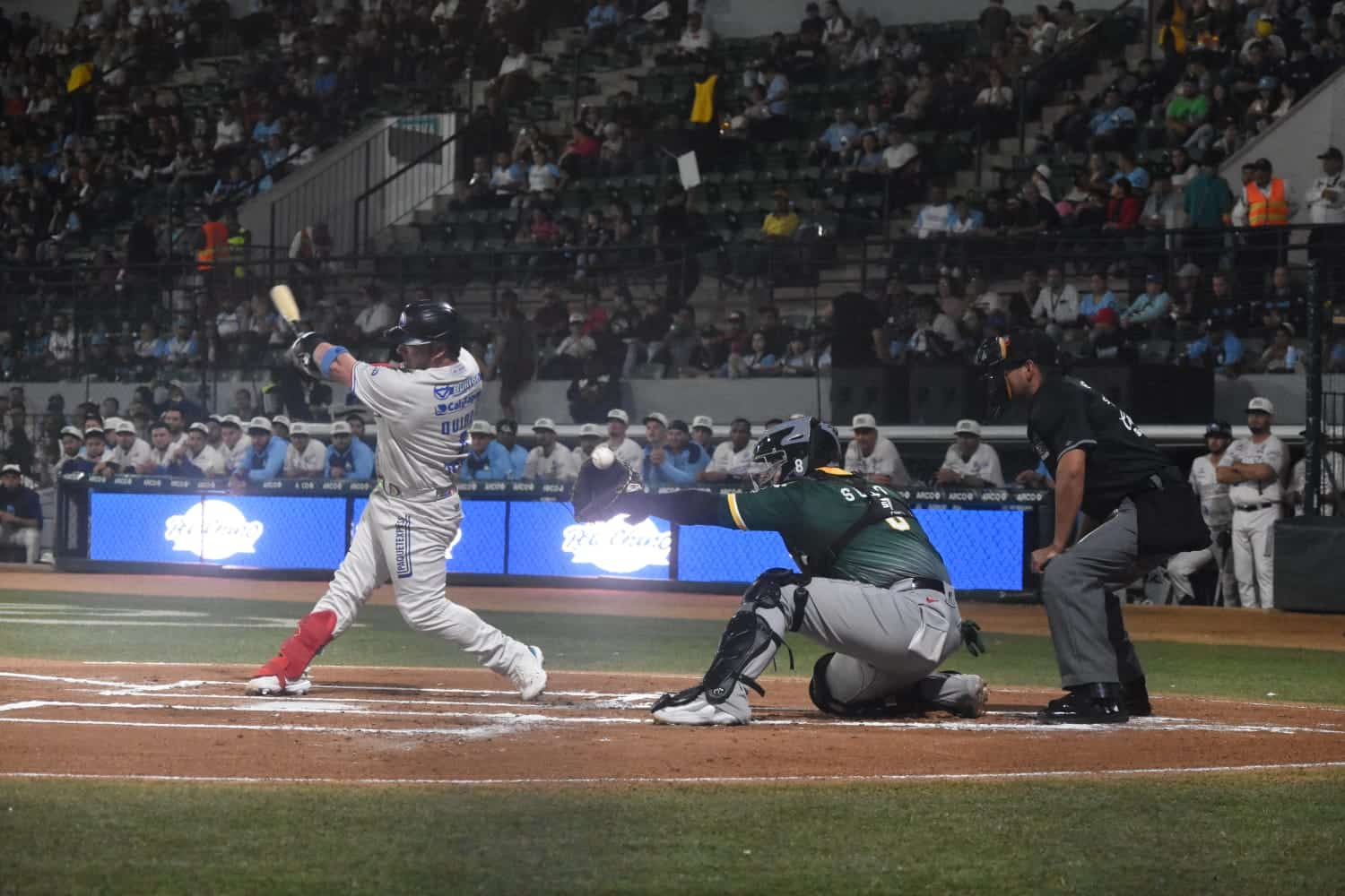 Esteban Quiroz disparó par de imparables en el Kuroda Park