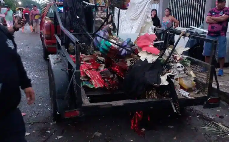 Explosión durante procesión de la Santa Muerte deja varios lesionados en Catemaco