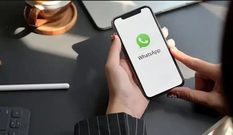 WhatsApp permitirá usar 2 fotos de WhatsApp