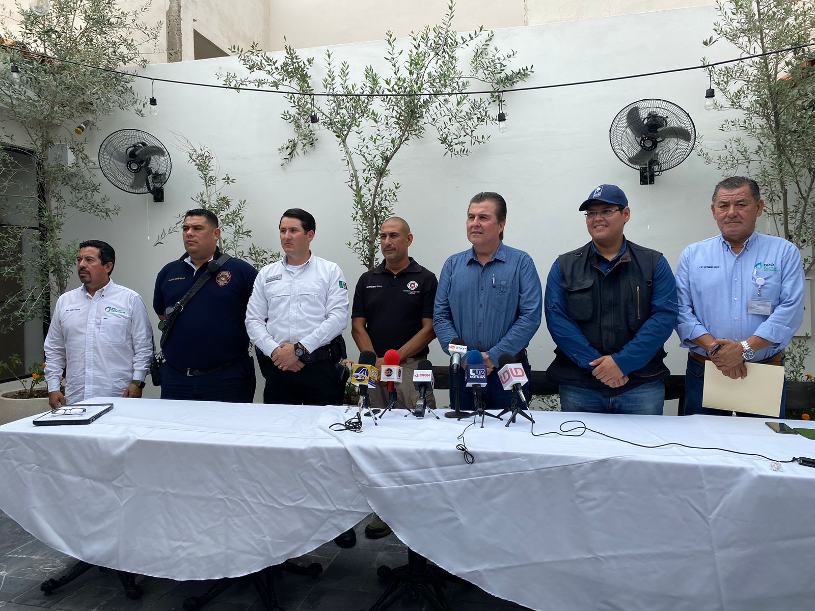 Rueda de prensa con los medios de comunicación en Los Mochis