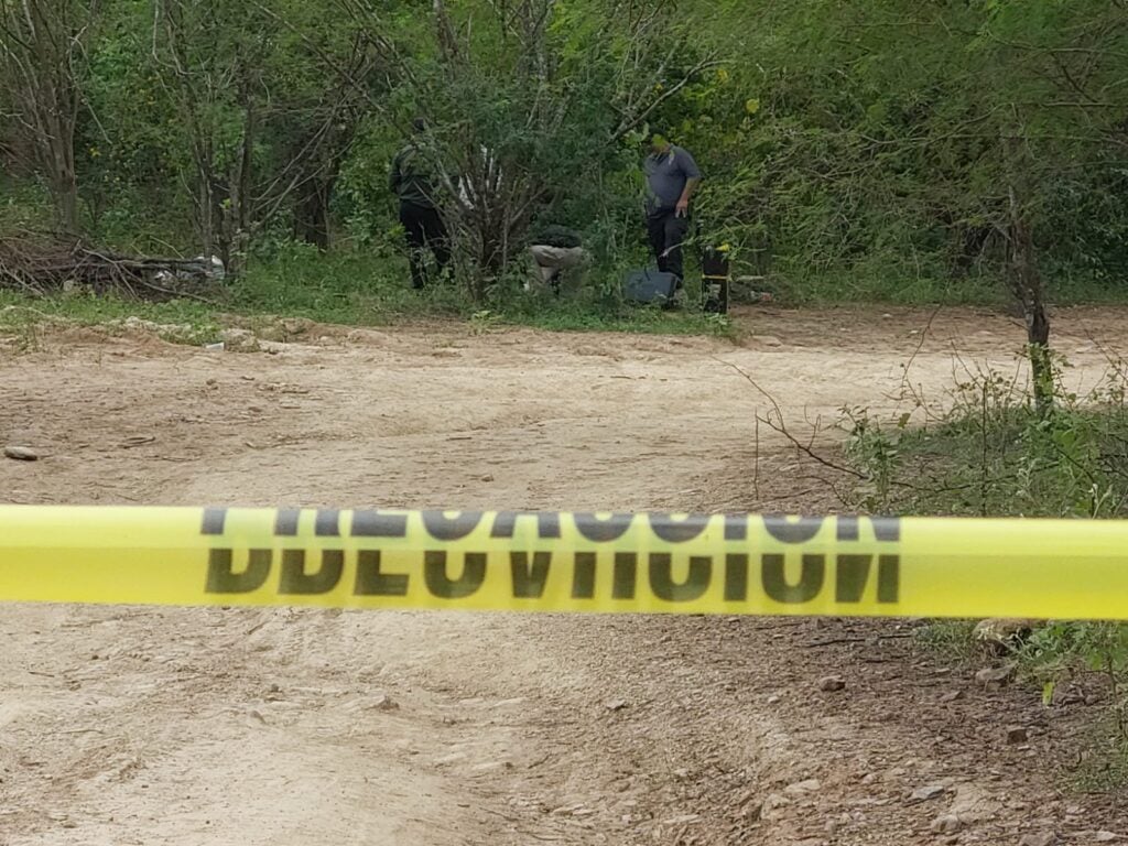 Cinta amarilla asegurando área de un crimen en Culiacán